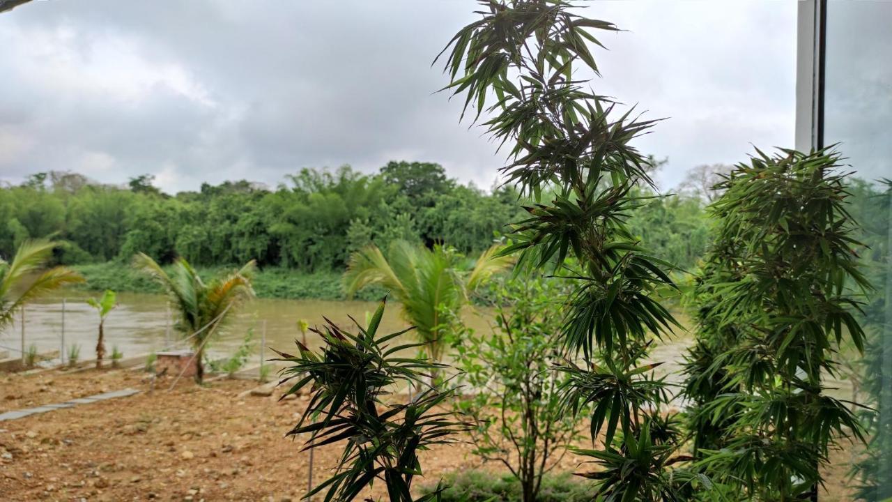 Homestay Dat Viet Cat Tien Bagian luar foto