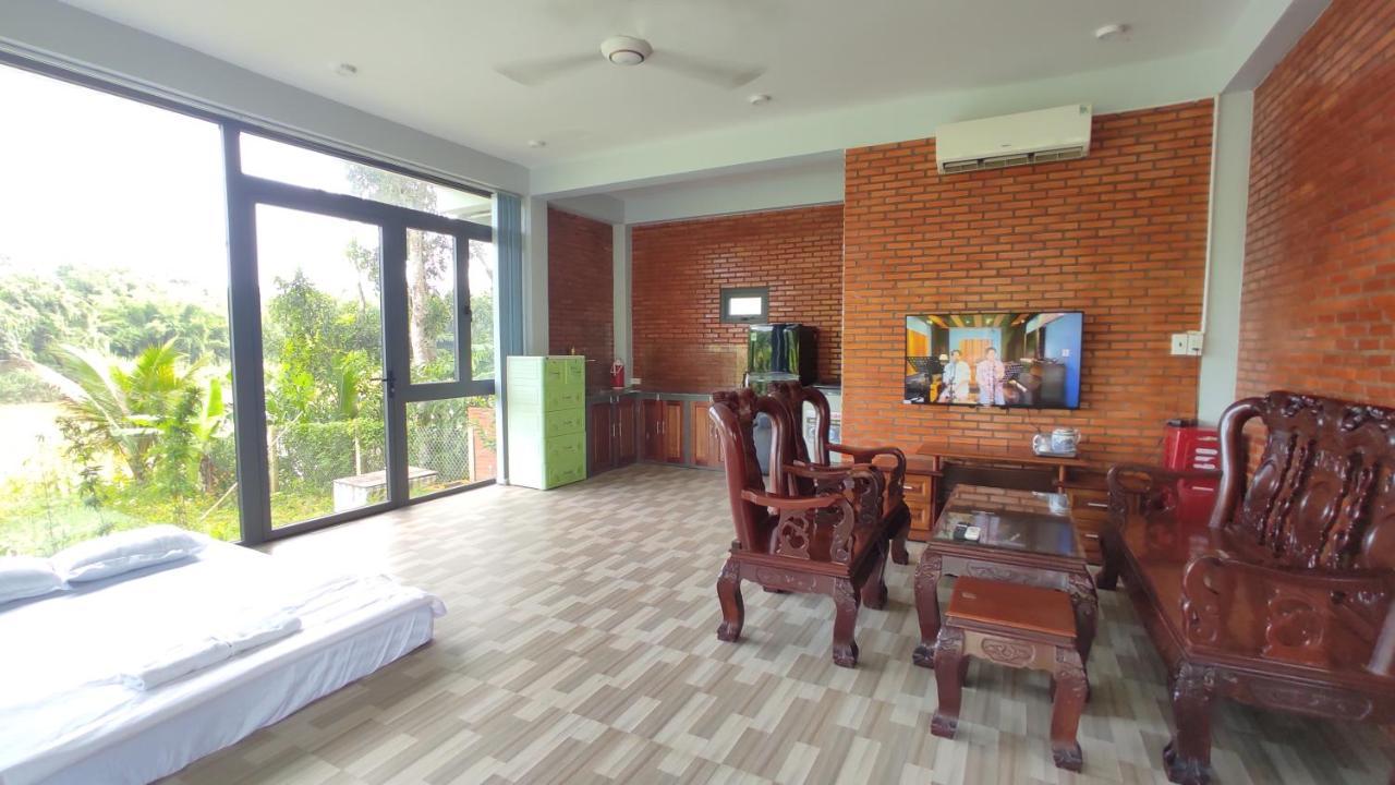 Homestay Dat Viet Cat Tien Bagian luar foto